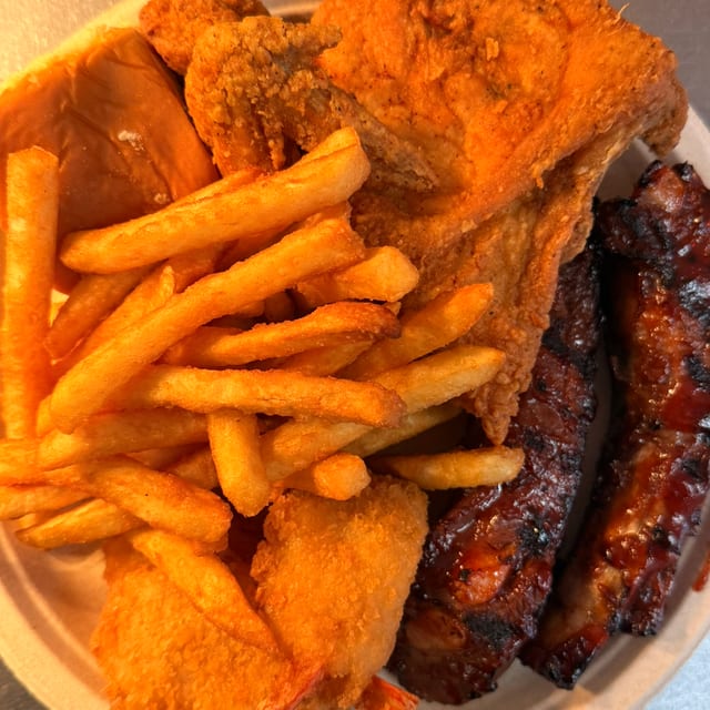 Chicken (2), Ribs (2) & Shrimp (4).